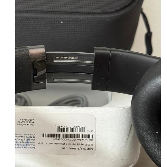 Beats Studio Pro Wireless Headphones Model MGTP3LL/A USA Black NC Spatial Audio - Picture 8 of 16